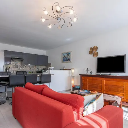 Rez 65m² 5 Min Centre Plages 公寓 Saint-Raphaël