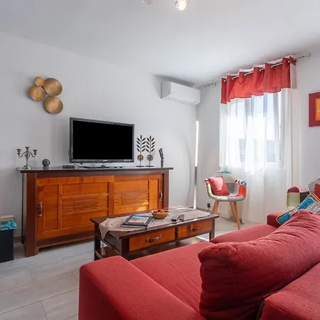 Rez 65m² 5 Min Centre Plages *