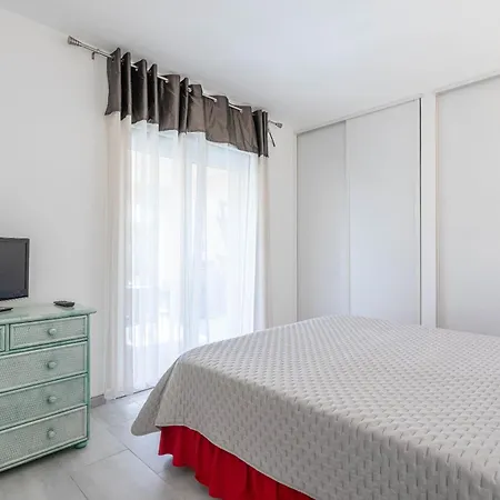 Rez 65m² 5 Min Centre Plages 公寓 *